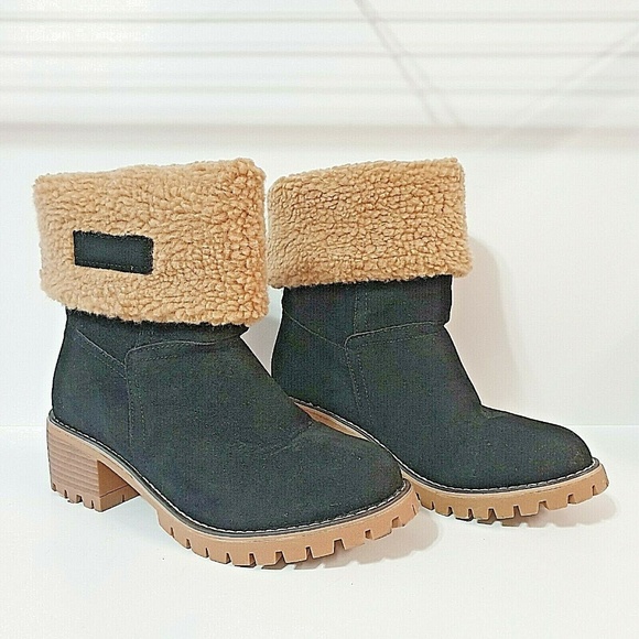 Shoes - Black Suede 7.5/8 Tan Sherpa Lined Winter Boots
